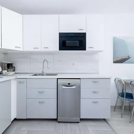 Perlowa Przystan Unique With Air Conditioning And Parking Space In Kolobrzeg By Renters Apartmán *